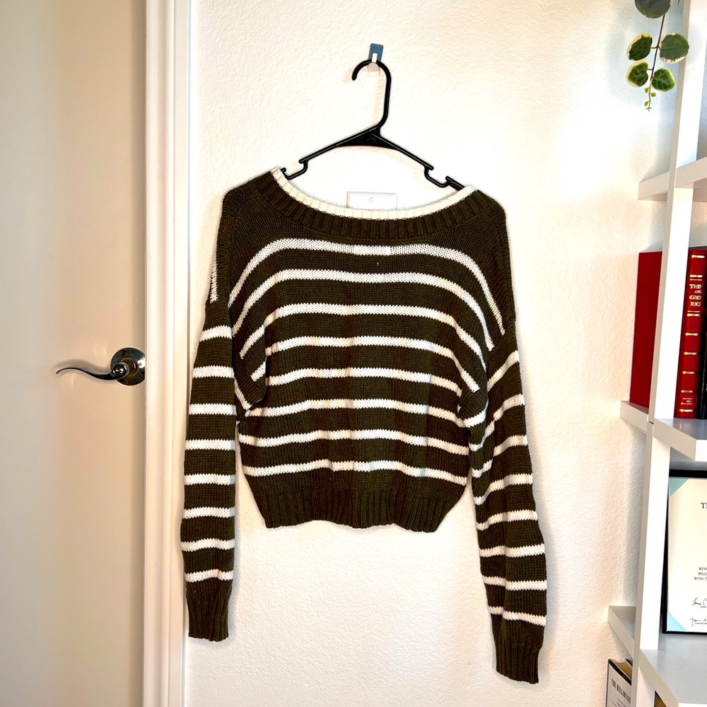 American Eagle Pullover - image 1